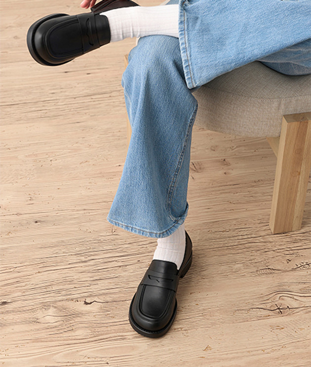 Paul Green 1239-004 Slippers & Moccasins in Black