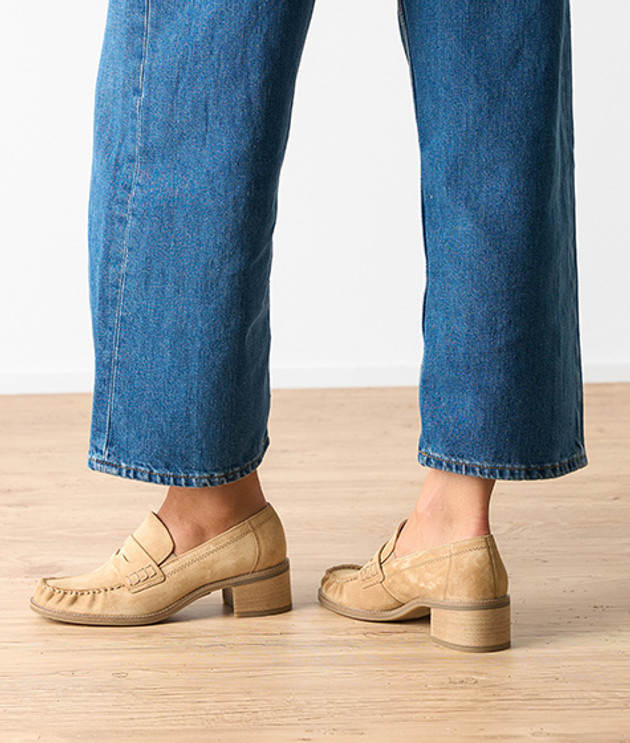 Paul Green 1260-007 Loafers & Moccasins in Beige