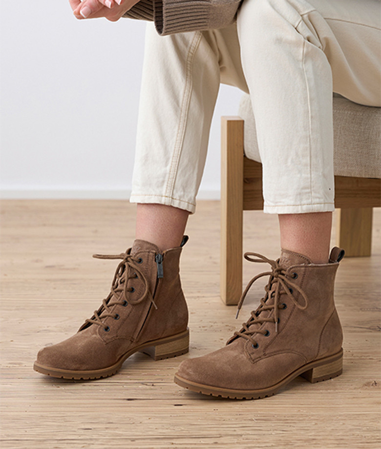 Paul Green 8280-040 Boots in braun