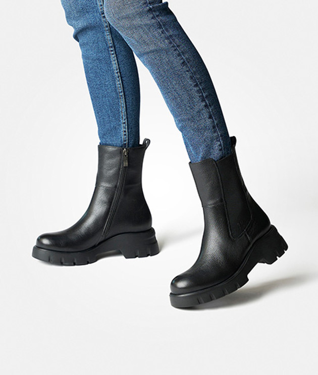 Paul Green 8104-000 ankle boots in black