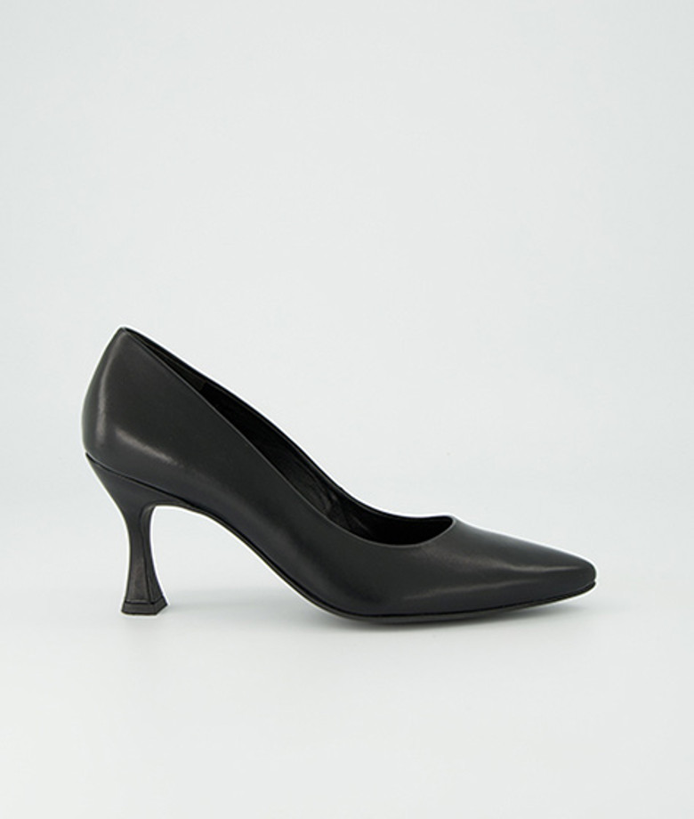 Paul Green Décolleté in Nero ABOUT YOU