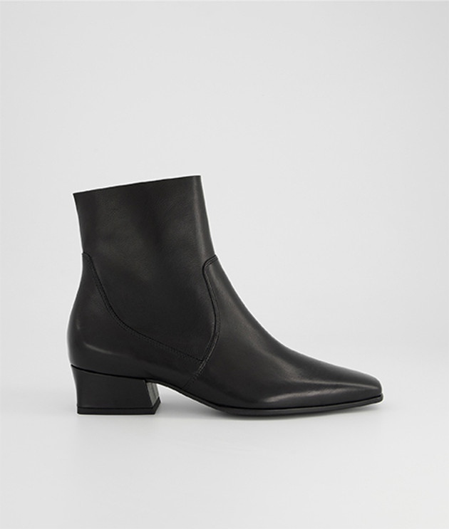Paul Green 8365-005 Ankle Boots in Black