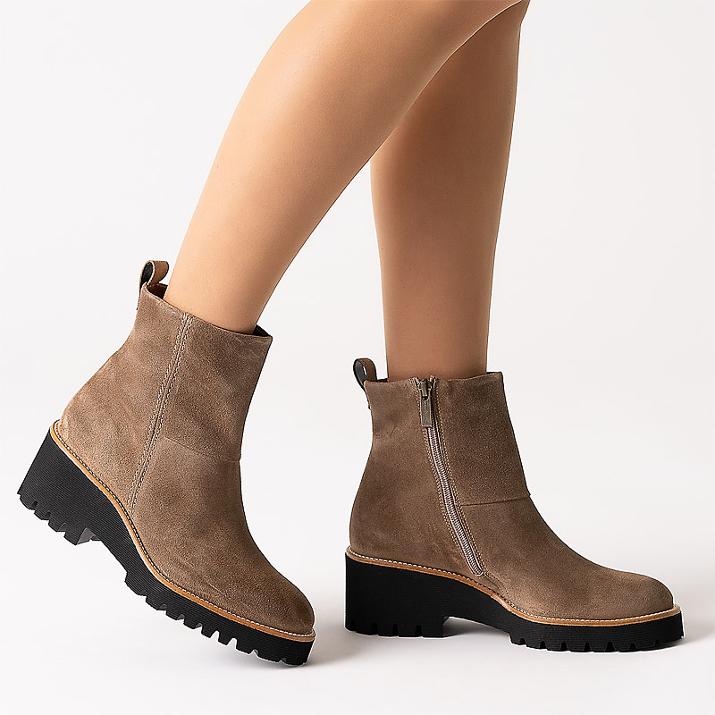 Paul green hot sale suede ankle boots