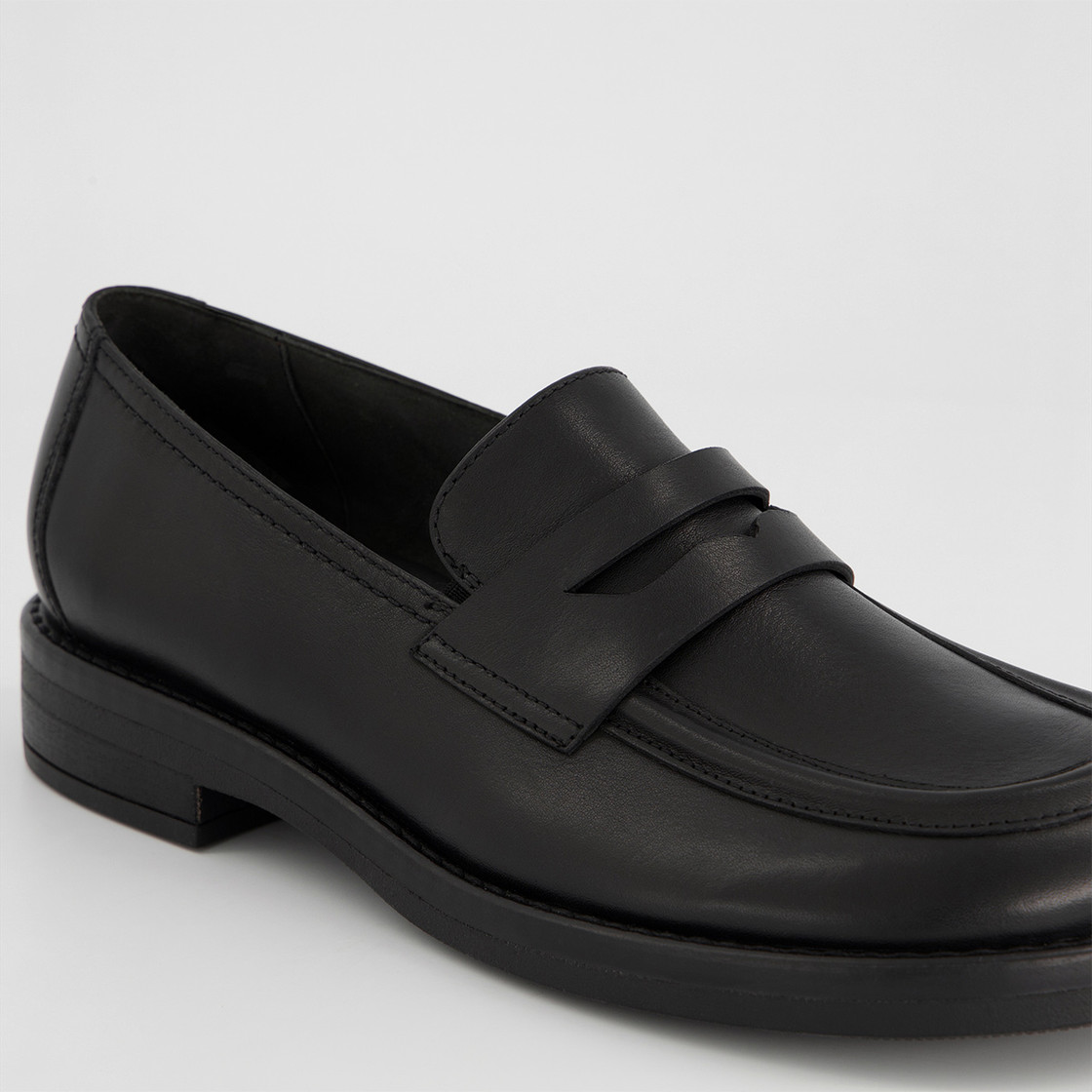 Paul Green 1239-004 - Black